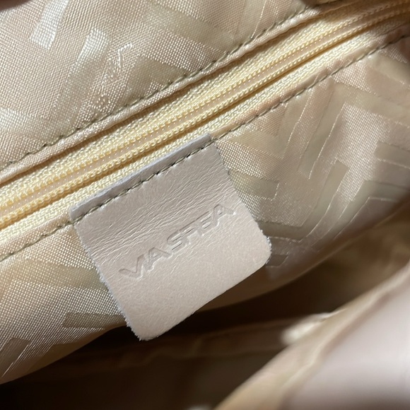 Via Spiga Lightweight Leather Handbag *Mint - Picture 7 of 11